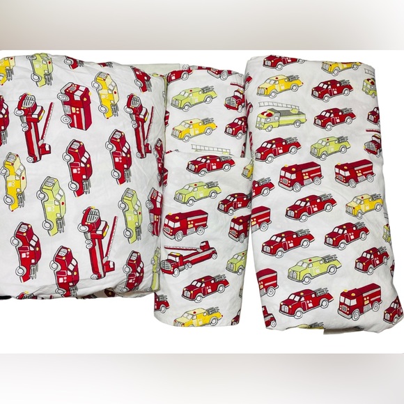 Pottery Barn Fire Truck FULL Sheet Set Organic 100% Cotton - Picture 2 of 6
